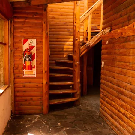 Jardin De Rosas Hostel El Bolson Exterior photo